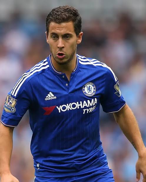 Eden Hazard in 2015 Chelsea home kit